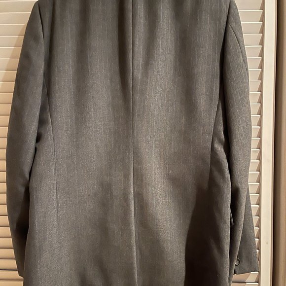 Phillipe Gabriel Designer Collection Charcoal with Pinstripes 42L - Picture 8 of 10